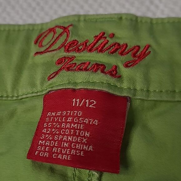 Destiny Jeans sz 11/12 chartreuse green sequined cropped jeans - Picture 10 of 10